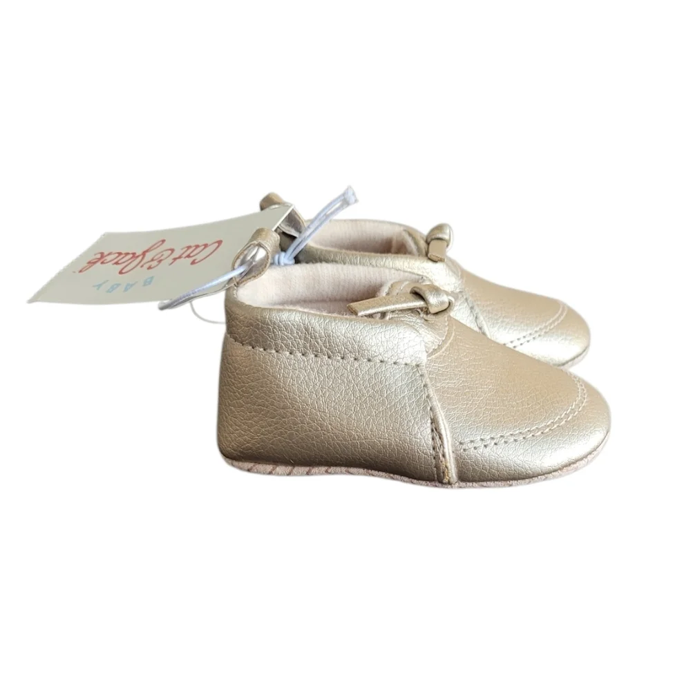 CAT & JACK Gold Metallic Moccasin Crib Shoes Size 3-6M